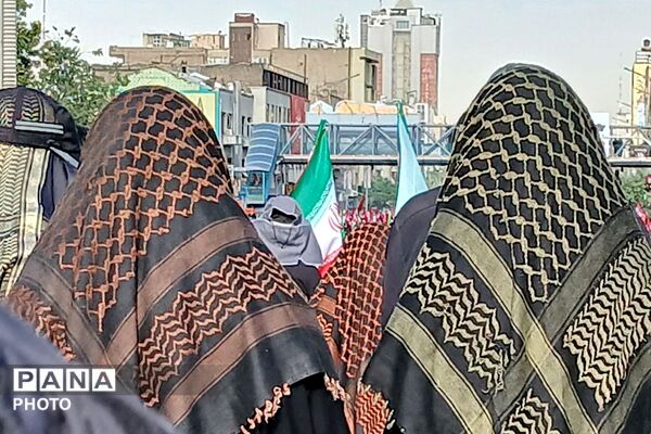 روایت عشق و وفاداری در بدرقه شهدا