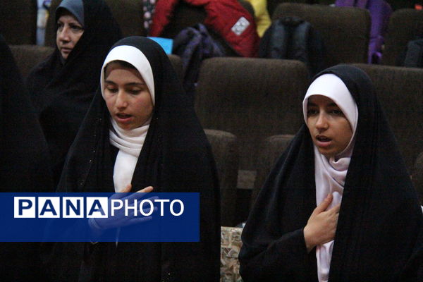 جشنواره هنرهای آوایی دانش‌آموزی یزد