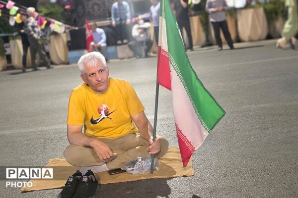 جشن آغاز امامت در شب‌های چراغانی