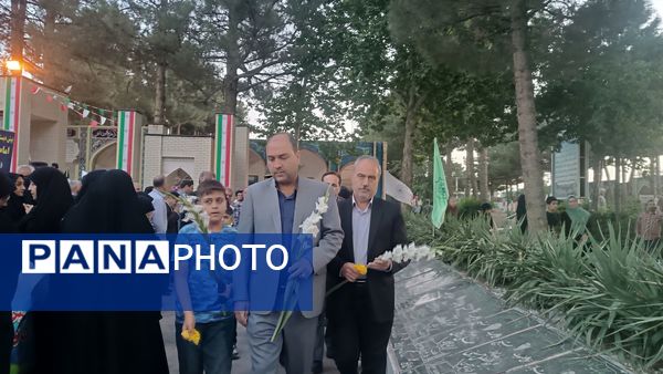 مراسم غبارروبی لاله زار شهرستان نیشابور به مناسبت گرامیداشت هفته معلم 