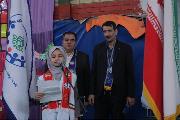 همایش «یاوران انقلاب» در بهارستان‌دو
