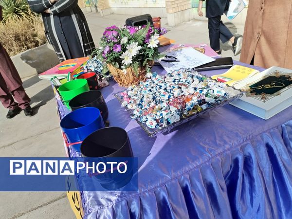 جشن ایام شعبانیه در دبیرستان هاشمی نژاد 