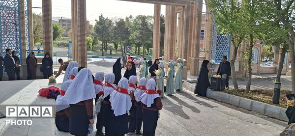 پیشتازان چهارمحال و بختیاری میزبان رئیس سازمان مدارس غیردولتی وزارت آموزش و پرورش 