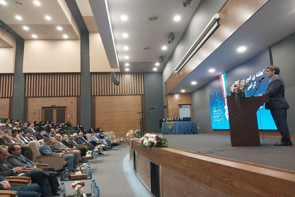مراسم تقدیر از مشاورین و معاونین پرورشی مدارس ناحیه سه مشهد