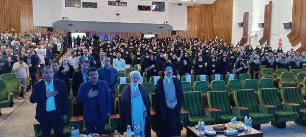 مراسم بزرگداشت مقام معلم و تجلیل از معلمان نمونه در محمودآباد