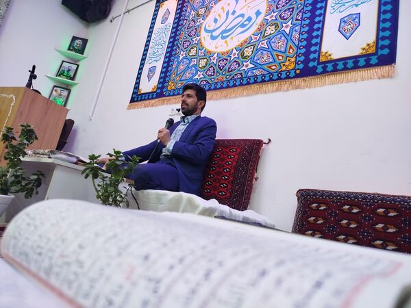 محفل انس با قرآن کریم در ماه مبارک رمضان در کاشمر