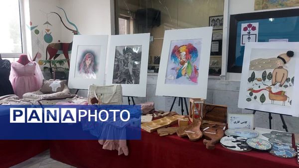 برگزاری جشنواره ماها(مدرسه آرمانی،هنر آسمانی) در هنرستان محمودیه بجنورد