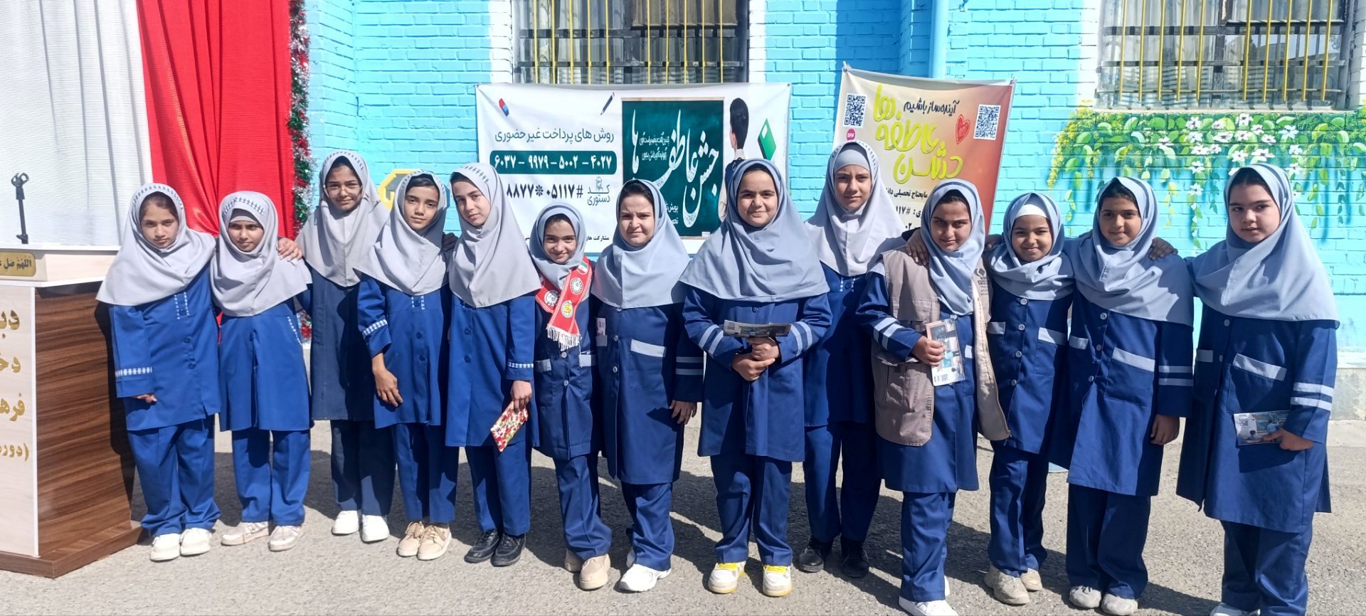 عکس یادگاری  دبستان فرهنگیان دوره دوم چناران