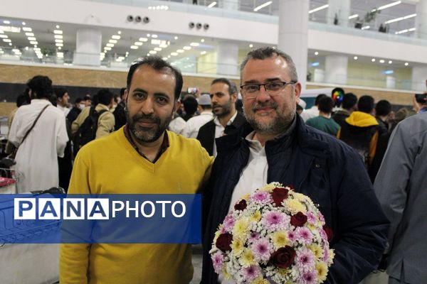 بازگشت حاجیان سازمان دانش‌آموزی از حج عمره 