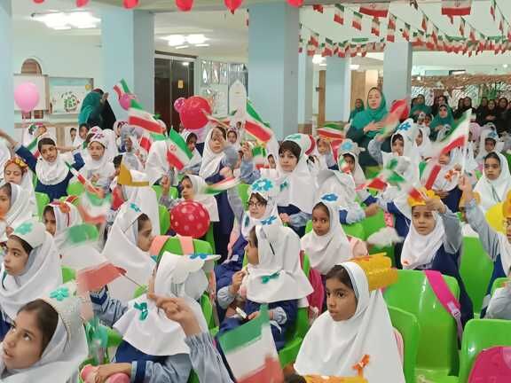 آغاز فصل شکوفه ها در بندرعباس 