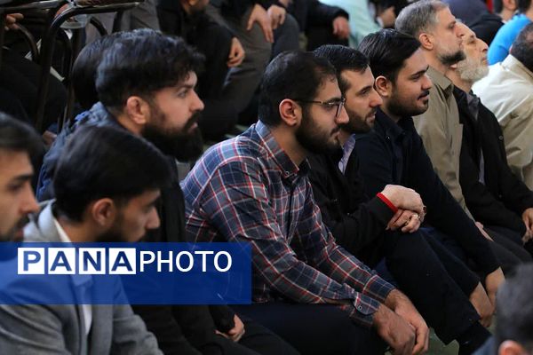 برگزاری نماز عید فطر در ناحیه دو شهرری 