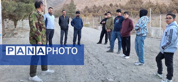 کوهپیمایی گروه پیشتازان مدرسه شهید فهمیده ناحیه یک کرج 