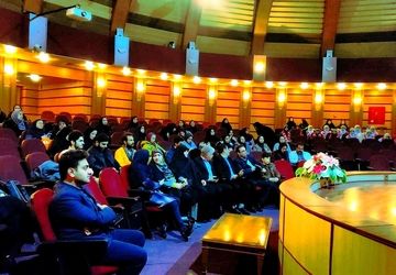 تجلیل از دانش‌آموزان و معلمان پژوهشگران برتر استان البرز 