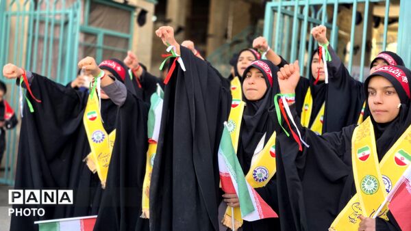 چهل روز بغض بر روی نیمکت‌های خالی
