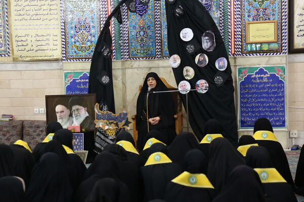 دومین روز اعتکاف دانش‌آموزی دختران در قم