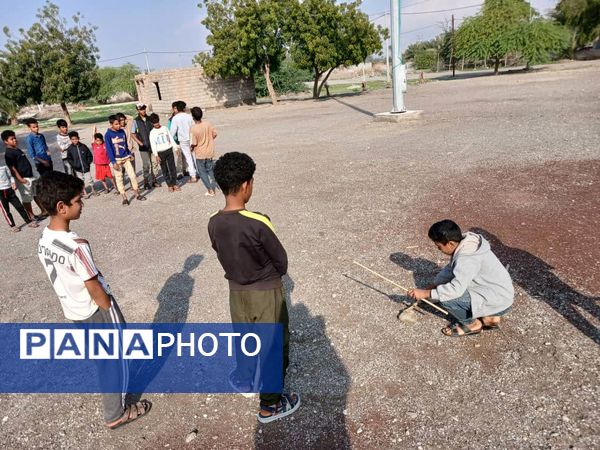 بازی‌‌‌های بومی و محلی در روستای میرعوضی شهر شمیل بندرعباس 