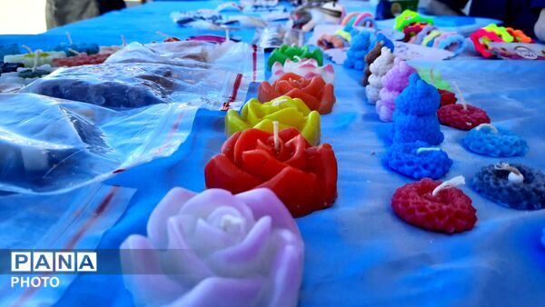 دستاوردهای دانش‌آموزان در غرفه کاروفناوری مدرسه سمیه