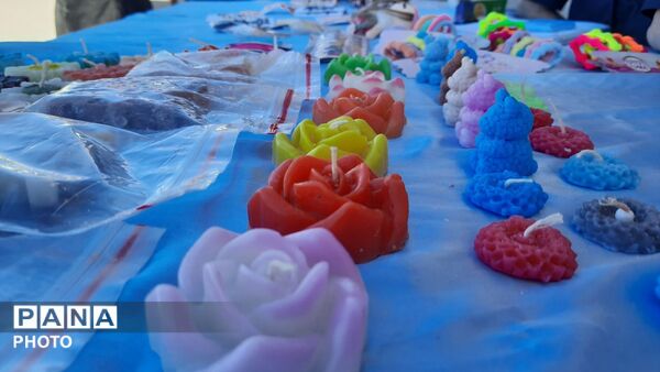 دستاوردهای دانش‌آموزان در غرفه کاروفناوری مدرسه سمیه