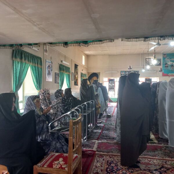 اقامه باشکوه نماز عید سعید فطر در روستای گزکوه 