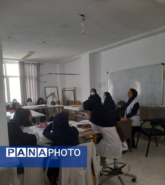 هفته بهداشت روان هنرستان زهرای مرضیه حاجی‌آباد