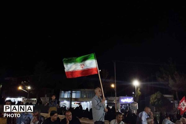 همزمان با شهادت امام حسن عسکری(ع)؛ مردم در چهلم رهبر شهید انقلاب به میدان آمدند
