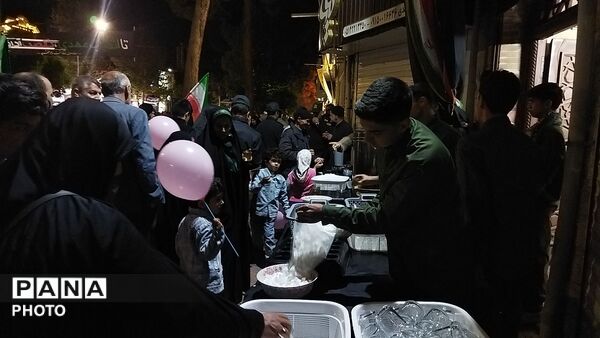 حوزه علمیه گلشن پنجاه شب میزبان وطن پرستان 