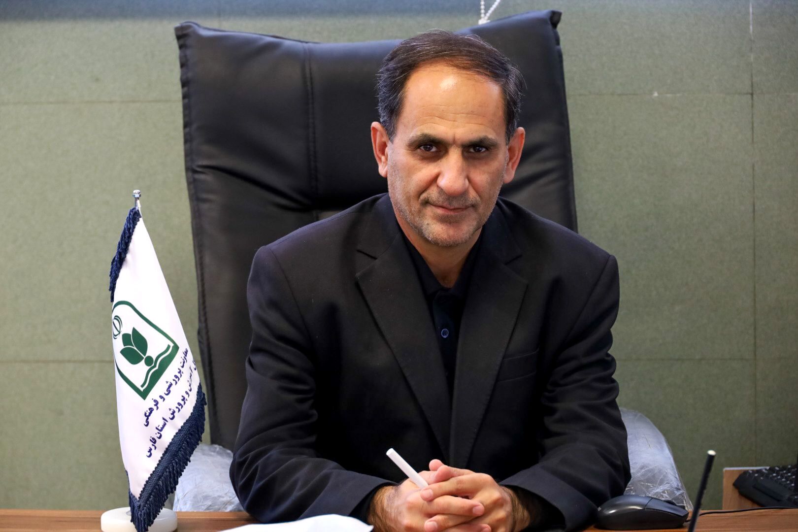غبارروبی نمازخانه‌های مدارس فارس در آستانه سال تحصیلی جدید