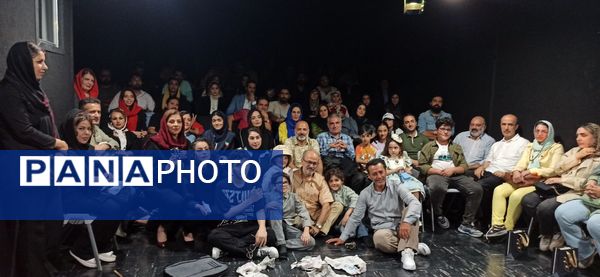 نمایش «گلدسته‌ها و فلک» در تبریز