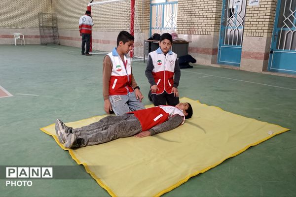 نمایش آمادگی و مهارت دانش‌آموزان در مسابقات دادرس