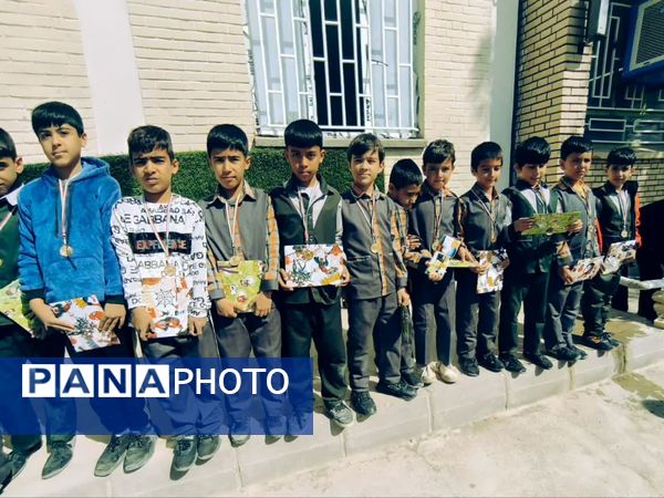 برگزاری مراسم تقدیر واهدای جایزه به دانش آموزان دبستان شهید پسندیده فدافن