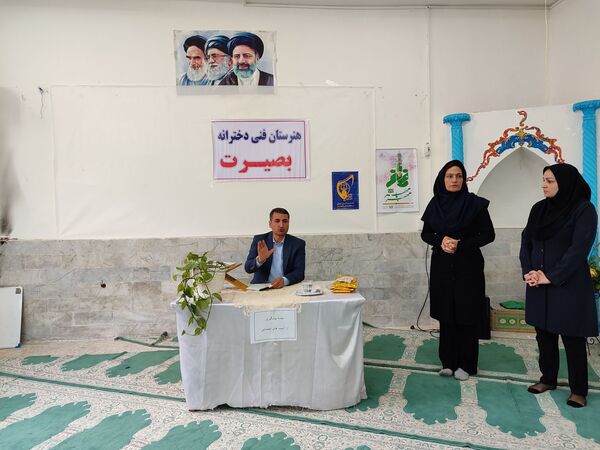 برگزاری جلسه آموزشی پیشگیری از آسیب‌های اجتماعی