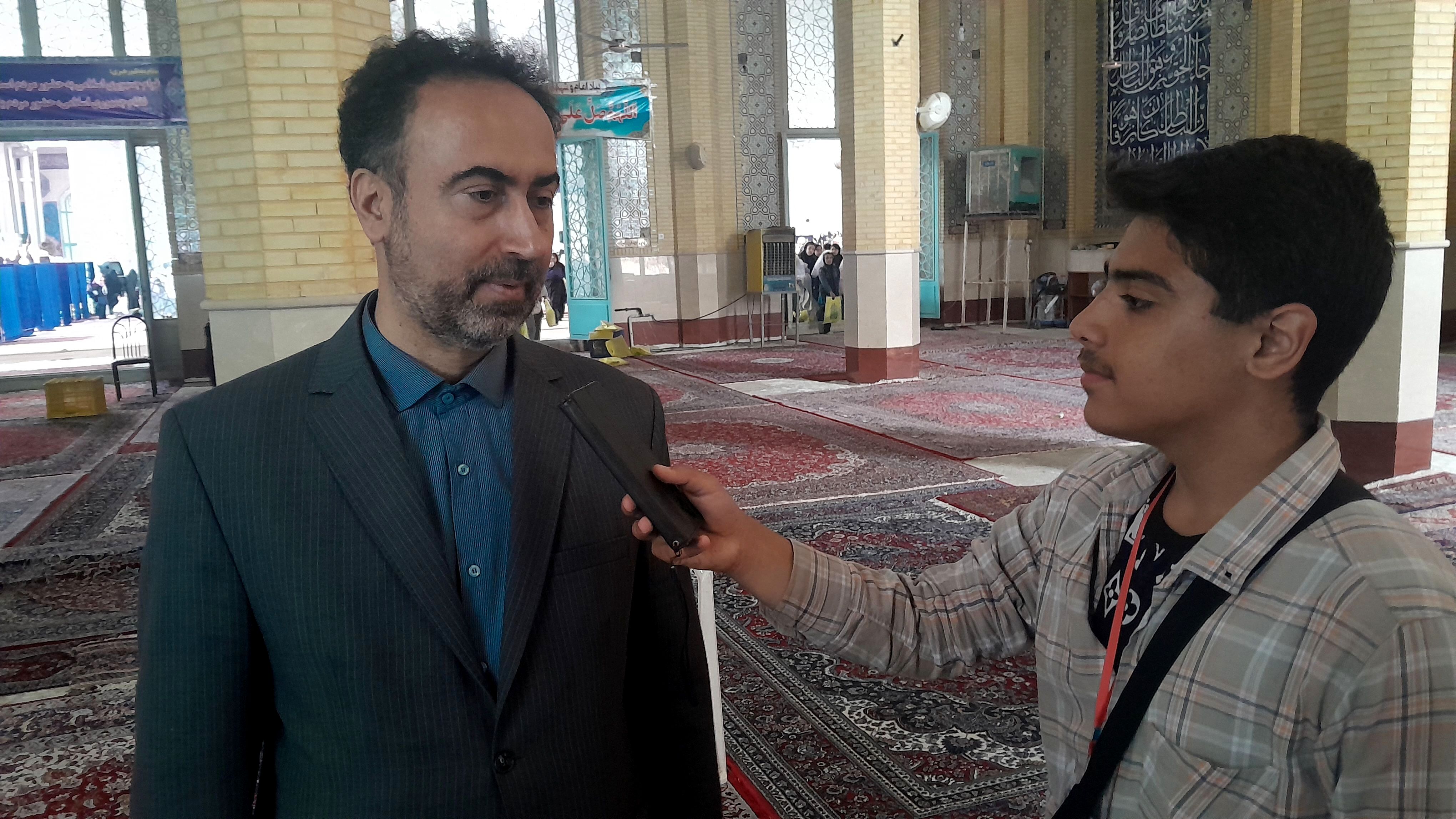 در مراسمات آینده شاهد افزایش تعداد دانش‌آموزان خواهیم بود