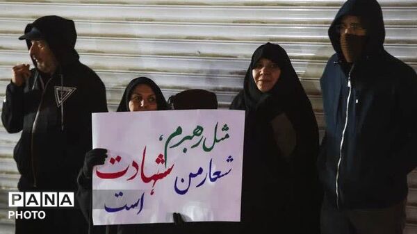  حضور پرشور مردم و مسئولان کرج در سی‌ودومین اجتماع و راهپیمایی شبانه 