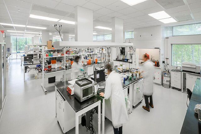 ۸۰ درصد تصمیمات پزشکی وابسته به آزمایشگاه‌هاست