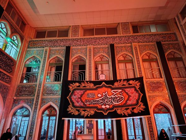 عزاداری شب یازدهم ماه محرم در تکیه ابوالفضلی 