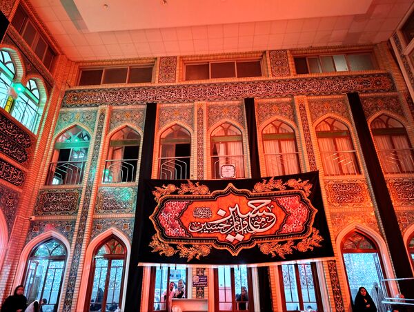 عزاداری شب یازدهم ماه محرم در تکیه ابوالفضلی 