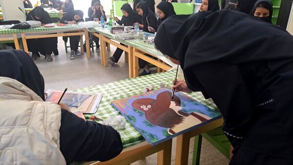 درخشش استعدادها در مسابقات فرهنگی‌هنری «امید فردا» در  رضوان‌شهر