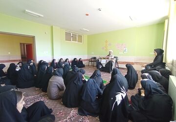 برگزاری مراسم عزاداری در مدرسه الزهرا دوازده ‌امام 
