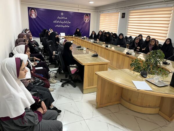 آموزش اصول خبرنگاری پانا در کارگاه 2 روزه در شهرستان خنداب