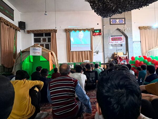 اعتکاف دانش‌آموزی در شهرستان عجب‌شیر
