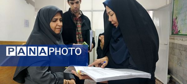 بازدید استانی کارشناس بهداشت از دبیرستان شهید محمدی پور