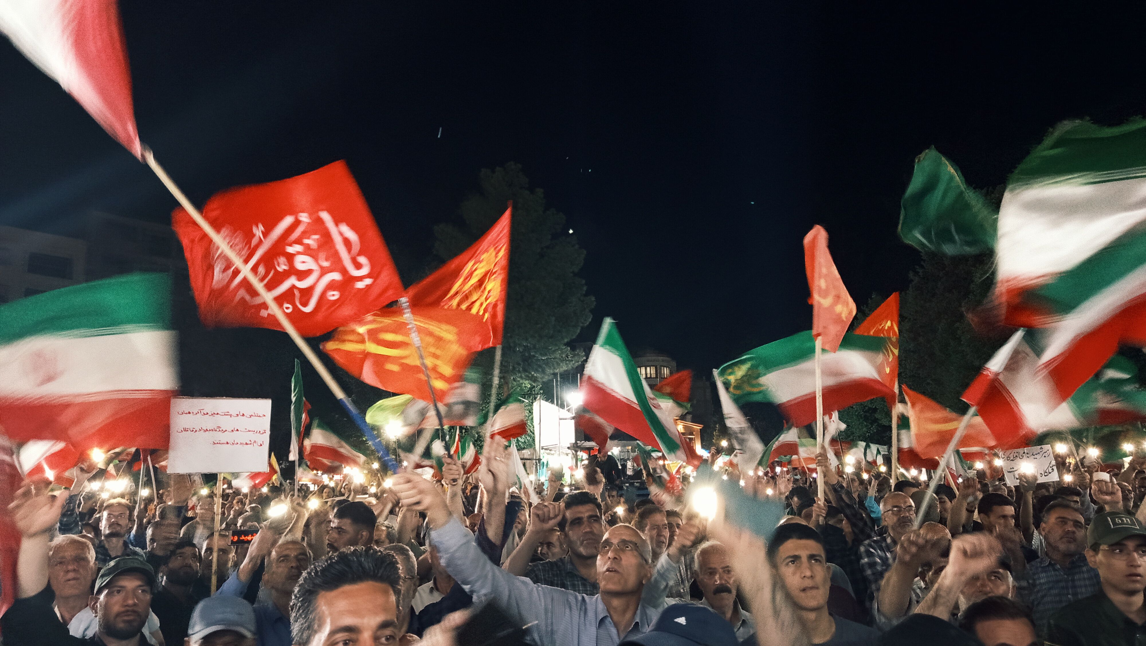 با نزدیک شدن به محرم حسینی، تجمعات مردمی شوری دیگر گرفت