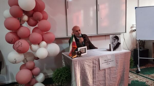  جلسه آموزش خانواده در مدرسه مهندس رحمانی فرد ناحیه یک مشهد مقدس