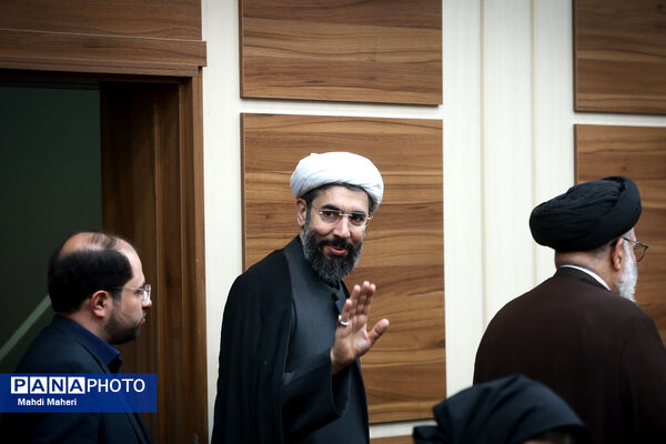 نشست خبری بزرگداشت یوم الله ۱۳ آبان
