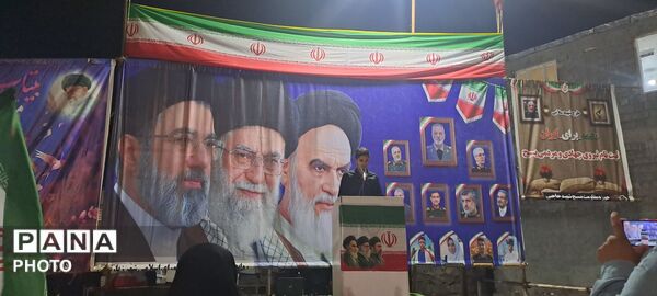 تداوم تجمعات شبانه رودخانه با حضور مدیرکل آموزش و پرورش هرمزگان