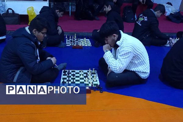 برگزاری مسابقات شطرنج دانش‌آموزی در بهارستان ۲