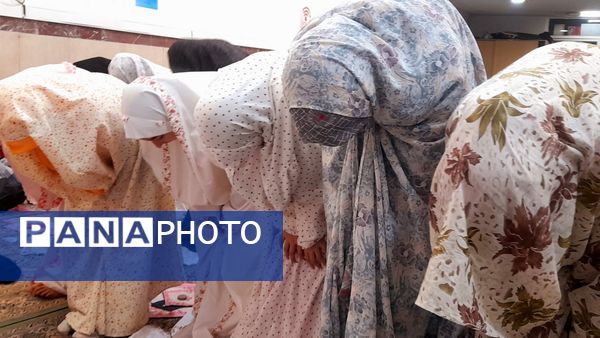 نخستین روز اعتکاف دانش‌آموزی ناحیه ۳ کرج در مسجد حضرت خدیجه(س)