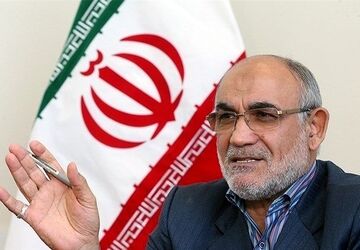 حماسه بی‌نظیر ‌تشییع رهبر شهید نشان‌دهنده شکست کامل پروژه تفرقه‌افکنی دشمنان است