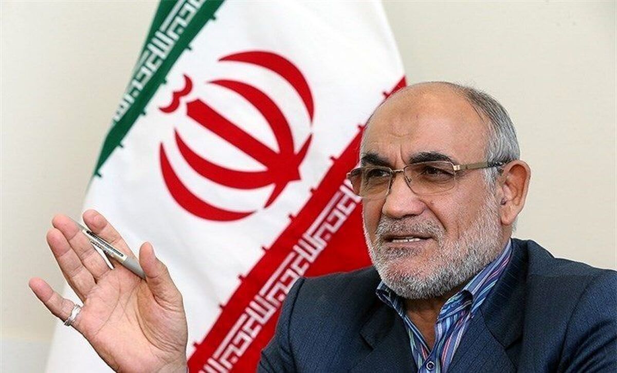 حماسه بی‌نظیر ‌تشییع رهبر شهید نشان‌دهنده شکست کامل پروژه تفرقه‌افکنی دشمنان است
