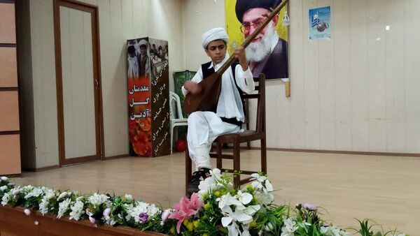 هنرنمایی دانش‌آموزان نوازنده در دیار شیخ جام